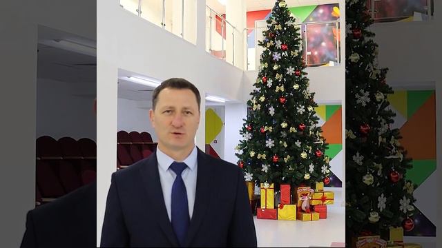 Новогоднее поздравление главы Марксовского района Дмитрия Романова смотреть онлайн