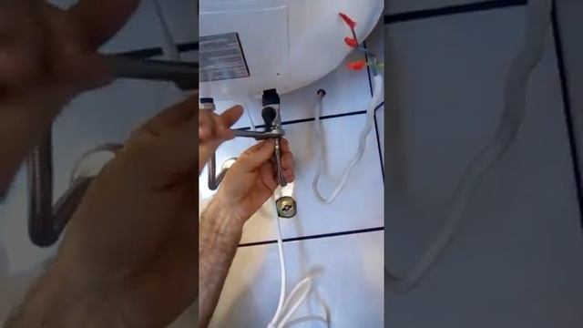 #Kako montirati novi Bojler 80lit.? смотреть онлайн