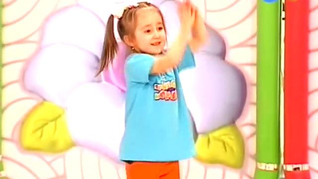 Kарусель,прыг-скок команда.V.gosti.k.skazkam.2010 смотреть онлайн