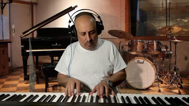 Roland FP30X (60X) Upright Piano Sound Demo смотреть онлайн