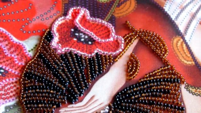 Рубрика "How We Do It". Вышивка бисером смотреть онлайн