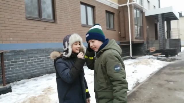 Как перейти дорогу без светофора? | Советы по ПДД смотреть онлайн