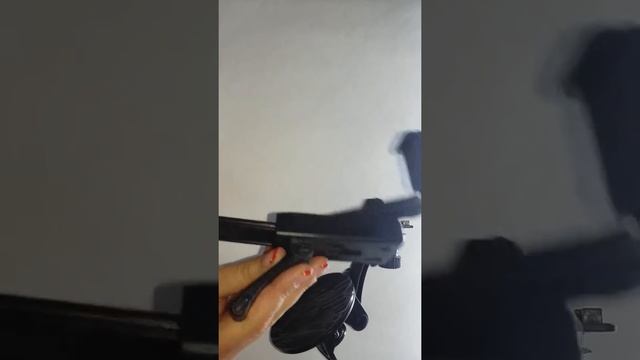 Авто держатель для планшета 7" - 10" смотреть онлайн
