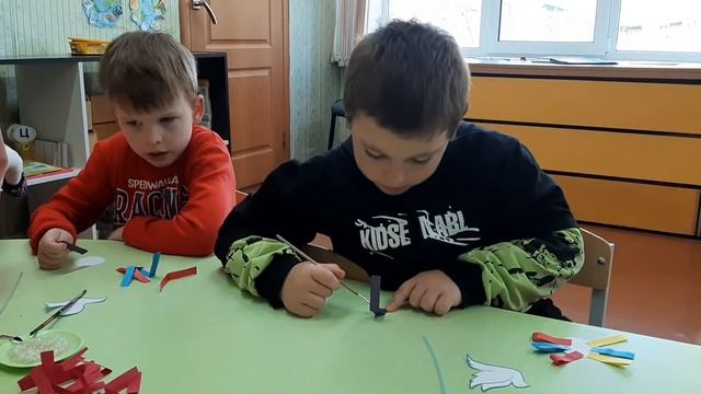 Районная акция "Марафон Победы", изготовление открыток в старшей группе. смотреть онлайн