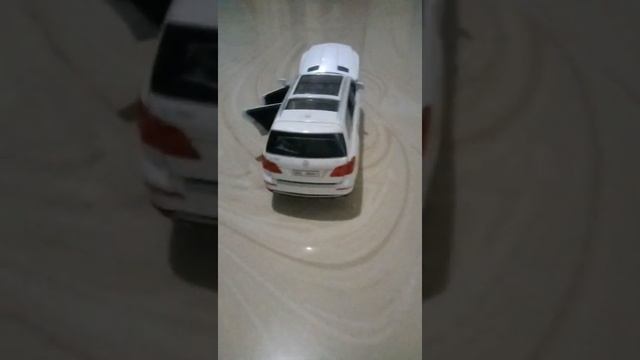 Mercedes GL 500 review??? смотреть онлайн