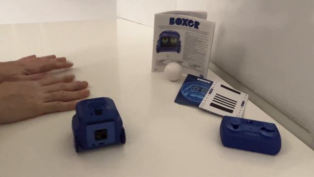 SOLD - Boxer Interactive A.I. Robot Toy by Spin Master смотреть онлайн