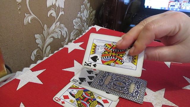 Что происходит у Бубновой ( соперници ) с Крестовым королем? смотреть онлайн