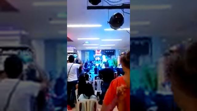 Unicentro Armenia - Baile Bachata смотреть онлайн