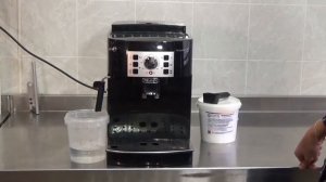 Чистка от накипи кофемашины Delonghi ECAM 22 110 Magnifica S