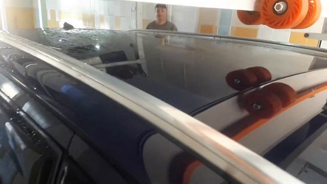 Сушка CLEAN CAR машины после мойки роботом смотреть онлайн