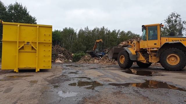 Заказать контейнер для мусора в Таллинне.Контейнеры для крупногабаритного мусора.