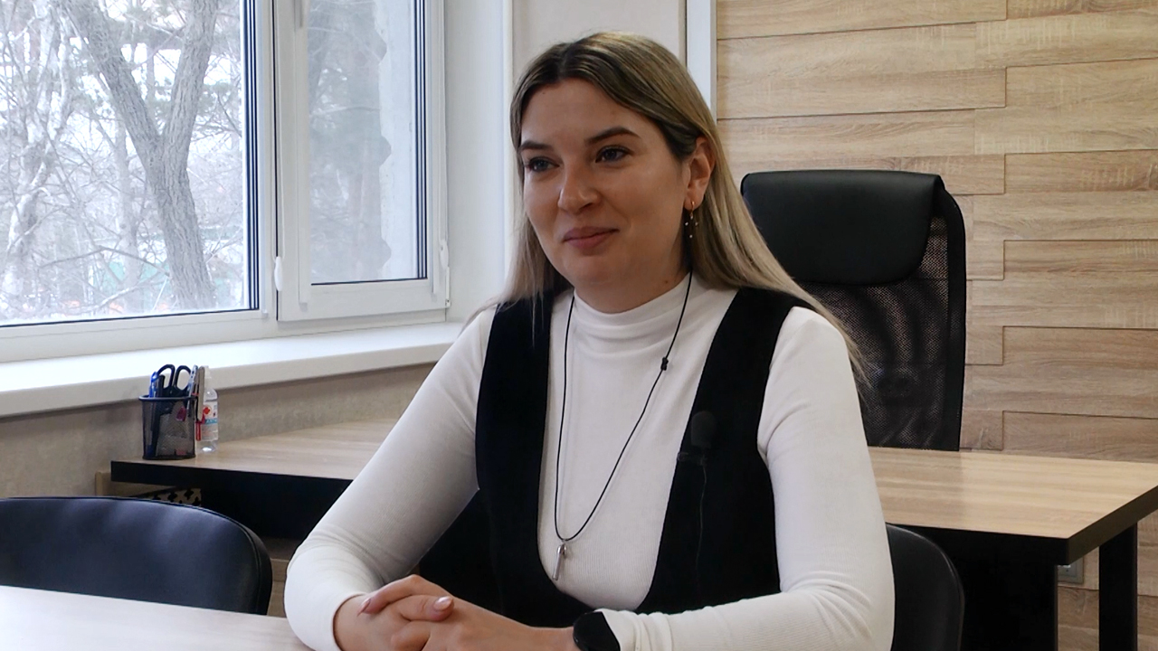 Молодые специалисты АО «Спасскцемент»: сотрудник отдела кадров Ольга Ткаченко. смотреть онлайн