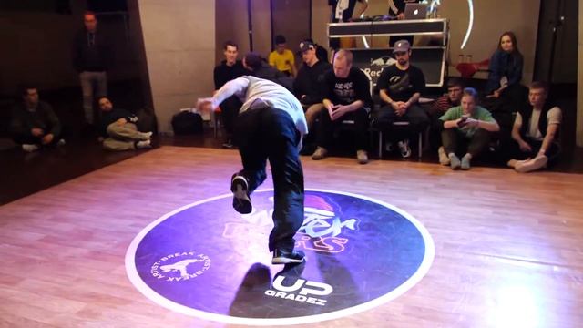 pro 1x1 bboy StaFish vs MA Иркутск - брейкданс батл WINTER WARS 2020 смотреть онлайн