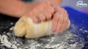 Праздничный каравай! Тесто просто пух простой рецепт выпечки в духовке!