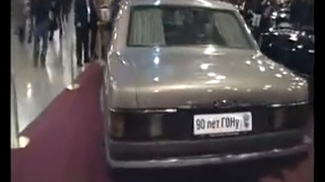 Автомобиль ЗиЛ-4102 смотреть онлайн