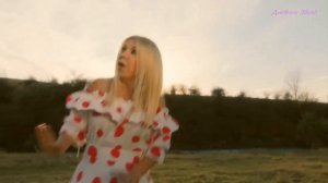 Кукла Барби в 64 года. Как сегодня выглядит мама Дана Балана?