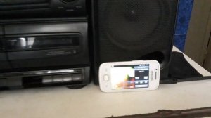 Муз центр Aiwa CA-WR65 с2х полосной акустикой,2х кассетной декой,С тюнером,с линейным входом,караок
