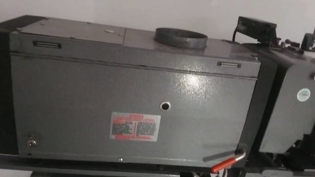 Кинопроектор "STRONG Simplex millenium 35" Projector "STRONG Simplex 35 millenium" смотреть онлайн