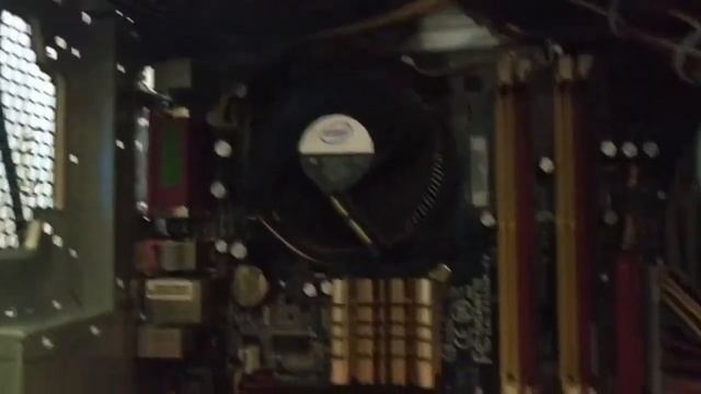 Черный экран. Нету изображения на мониторе. Как исправить ? смотреть онлайн