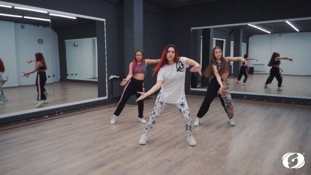 WHOOPTY - Robert Cristian | SALSATION® Choreography by SEI Vasilina Lysova смотреть онлайн