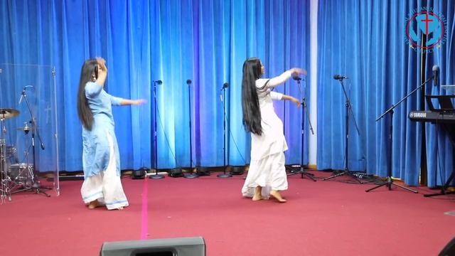 Jeevan Ki Khoj Mein Nikla Re (Yeshu paya) | Nikita And Ritika | Cover dance video | EBNB Church смотреть онлайн