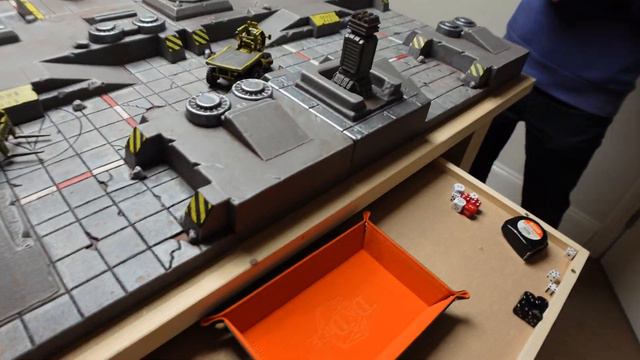 40k 2nd Ed Battle Report (10) Adeptus Arbites vs Chaos Cult 1500pts смотреть онлайн