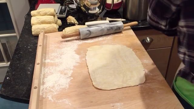 Actual Baker Ric Seaberg/Danish coffee cake make-up part 1 смотреть онлайн