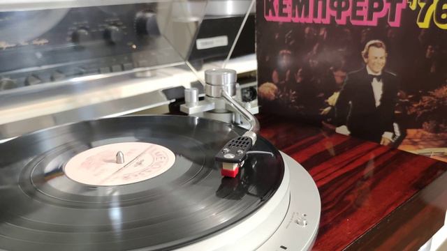 Берт Кемпферт И Его Оркестр – Кемпферт '76. Лейбл: Мелодия смотреть онлайн