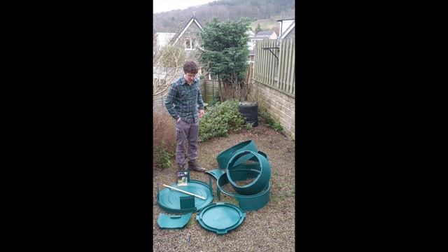 Green Johanna Composter Unboxing смотреть онлайн