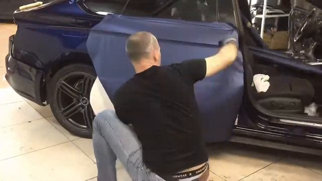 Audi A5 - Night Blue Matte Metallic Avery. смотреть онлайн