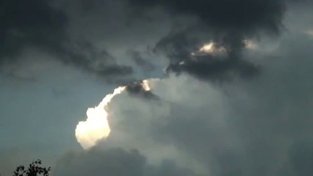 грозовые тучи ничего хорошего не предвещают смотреть онлайн