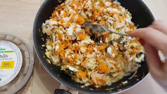 ТАК ЗАХОТЕЛОСЬ СЕЛЁДОЧКИ С КАРТОШЕЧКОЙ ПЮРЕ! А ПРИГОТОВИЛСЯ ЦЕЛЫЙ ВКУСНЫЙ ОБЕД С ТОГО, ЧТО БЫЛО!?? смотреть онлайн