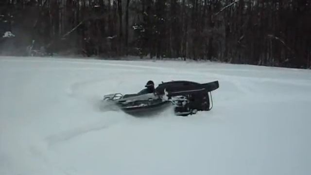 Дрифт в метровом пухляке рысь C двигателем Zr550  водянка 80 л.с