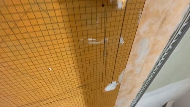 Душ-кабина 36”x36” или 90х90 см. Потолок плитка. смотреть онлайн