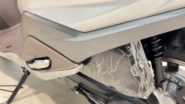 Suzuki Burgman Street Ex New Updates New On Road Price Details Review EMI Scheme смотреть онлайн