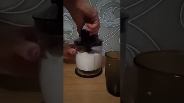 Коктейль молочный с бананом. смотреть онлайн
