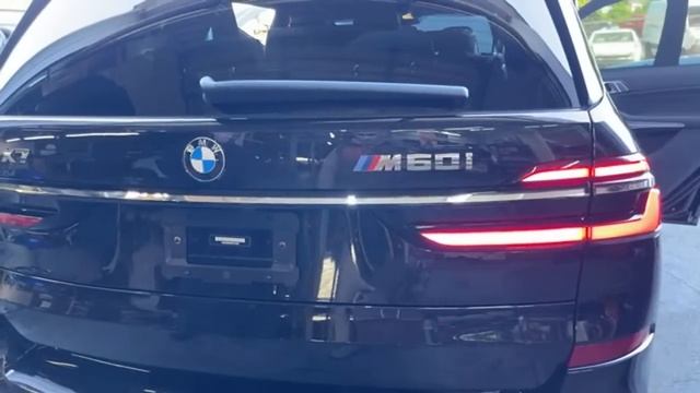 2023 BMW X7m60i первый обзор.Сравниваем с 2021/2022 BMW X7m50i.Помогаем с подбором новых #автоизсша смотреть онлайн