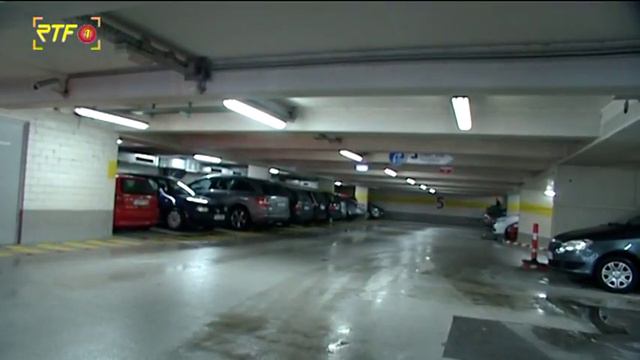 Das Parkhaus "Altstadt-Mitte" in Tübingen schließt für 20 Monate seine Pforten смотреть онлайн
