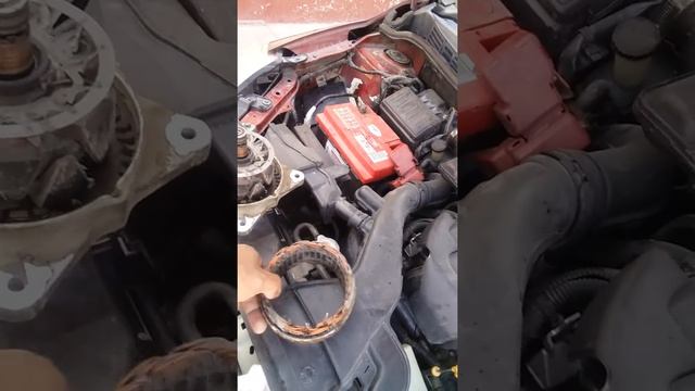 Falla de alternador tiida nissan смотреть онлайн
