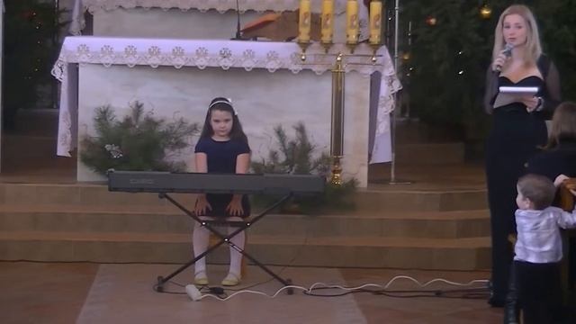 Fomich Alisa. Christmas concert. 25.12 2013. смотреть онлайн