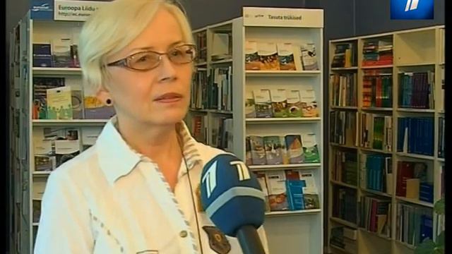 Зарплата выросла, но народ это не заметил смотреть онлайн