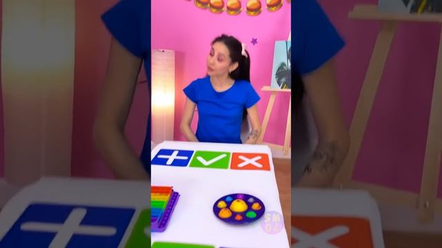 FUNNY POP IT! ? POPULAR TIKTOK TRADING GAME by SMOL #shorts #SMOL смотреть онлайн