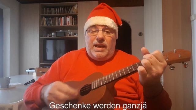 Rudolph the red-nose Reindeer (Key of C) Ukulele: Ibanez UKC10 смотреть онлайн