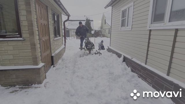 УБОРКА СНЕГА (РЫХЛЕНИЕ) МБ-1《ЛУЧ》 смотреть онлайн