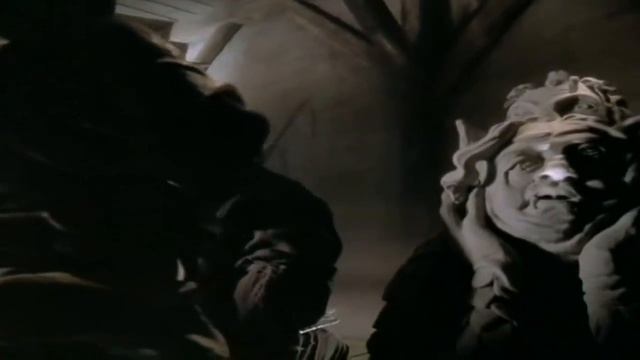 HUNCHBACK OF NOTRE DAME 1997 - Esmeralda Dance (Salma Hayek) смотреть онлайн