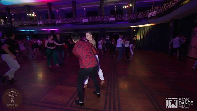 Sam Jam & Edyta Czagowiec - salsa social dancing @ The dance house смотреть онлайн
