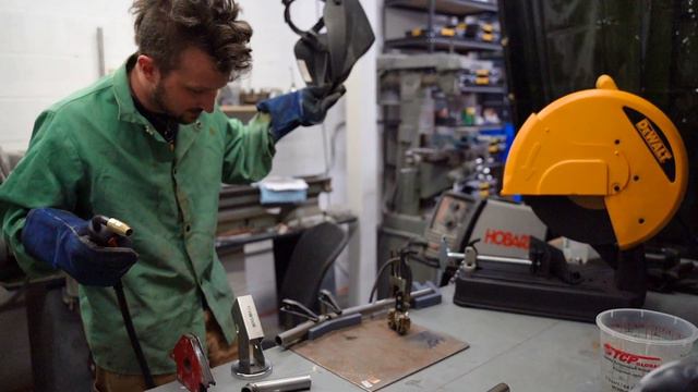 Building a full-sized WARFRAME Moa! смотреть онлайн