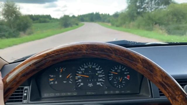 Милятичі- село, дороги котрого вимощені тротуарною плиткою смотреть онлайн