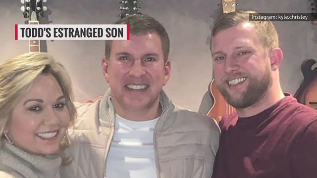 Weird Things Everyone Ignores About Todd Chrisley's Family смотреть онлайн