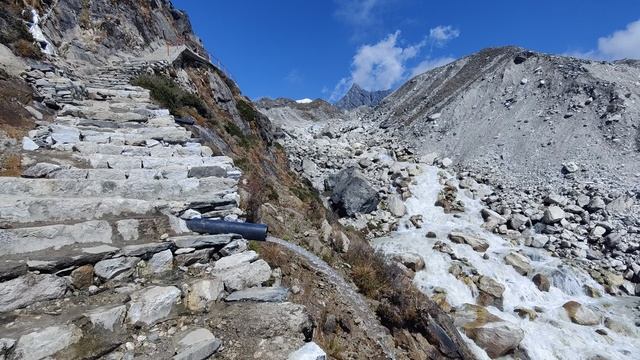 30 лесенка с водопадами в Гокио смотреть онлайн